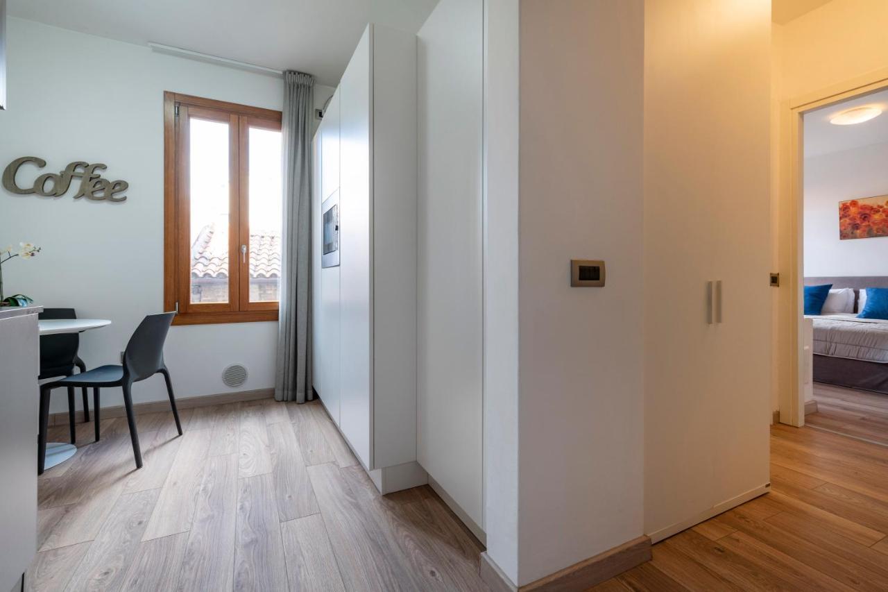 Sea To Sky Apartments By Wonderful Italy Венеция Экстерьер фото